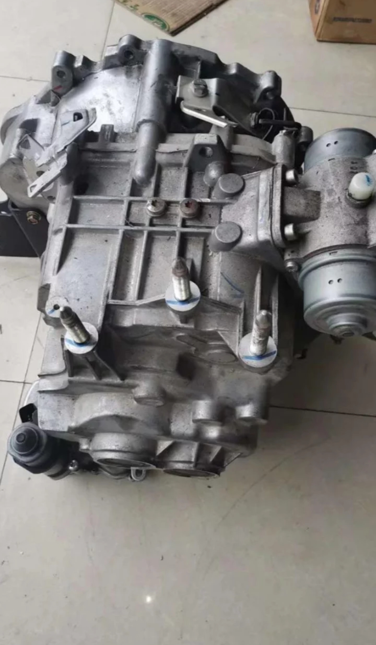 گیربکس برلیانس 230 نیمه اتومات Amt